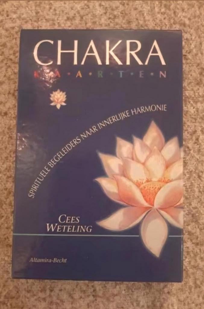Chakra kaarten met boek Cees Weteling OOP, Ophalen of Verzenden, Zo goed als nieuw, Tarot of Kaarten leggen, Overige typen