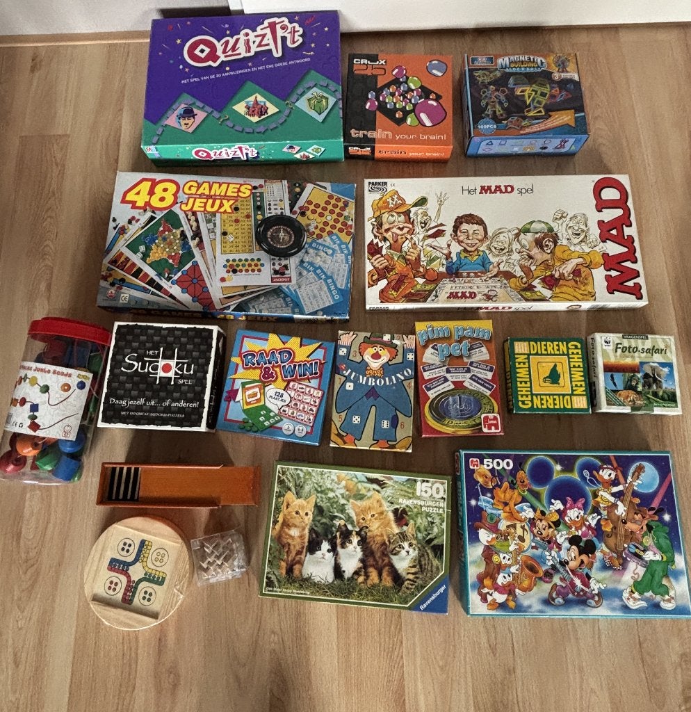 spellen blue train,squla,quizt,mad,domino,safari,sudoku etc, Ophalen of Verzenden, Zo goed als nieuw
