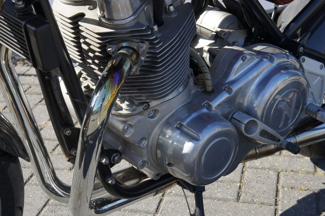 NORTON COMMANDO 961 SPORT (bj 2011) 9,575 mls, 2 cilinders, Norton, Motorrijbewijs A, Bedrijf