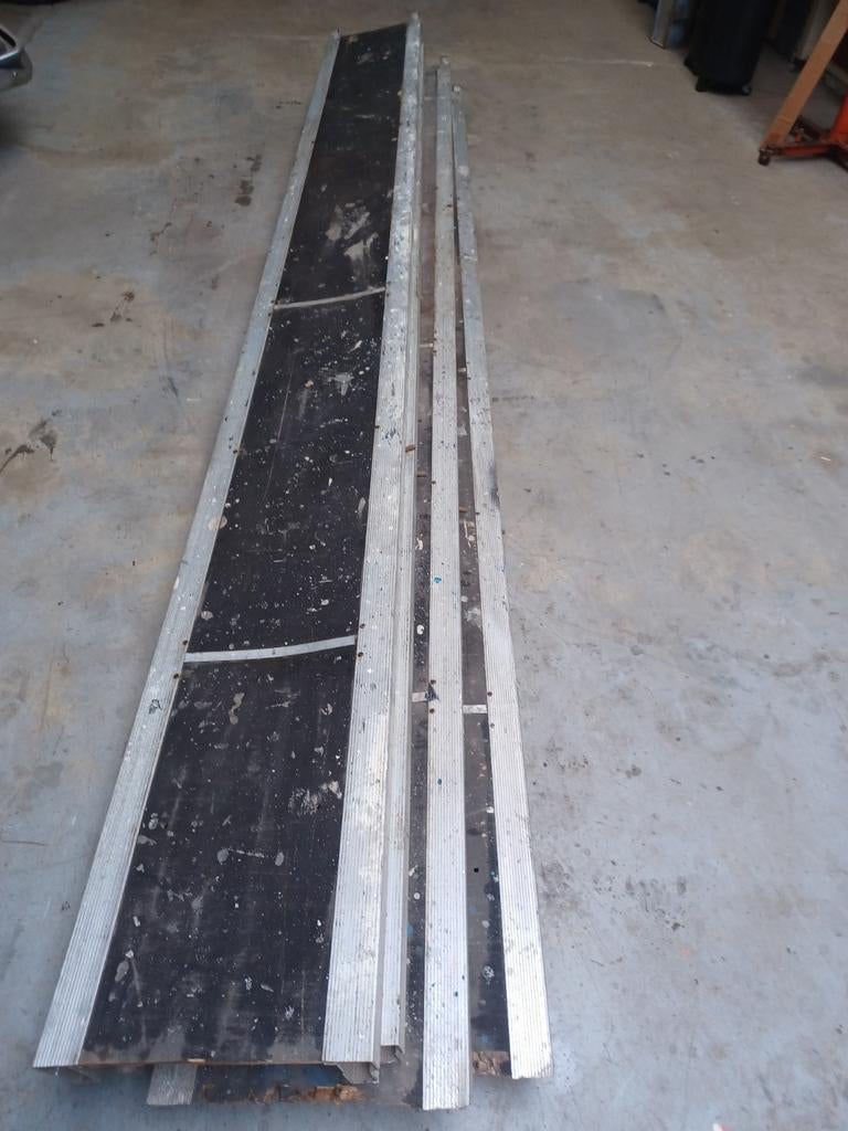 Loopbrug 4 x 4.30 lang, Ophalen, Gebruikt, Aluminium