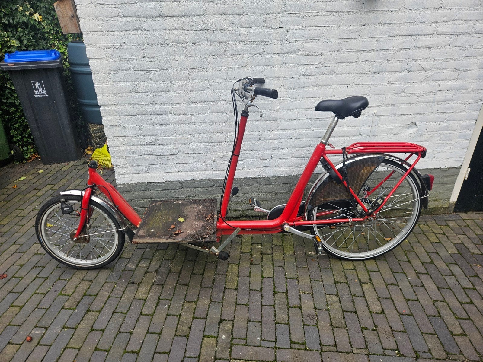 Rode bakfiets van bakfiets .nl, Fietsen en Brommers, Ophalen, Gebruikt, 2 kinderen