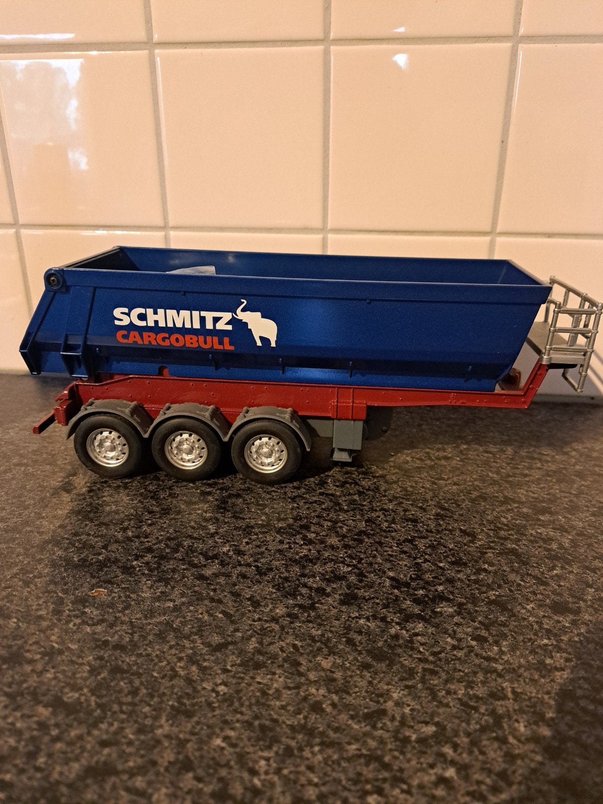 Siku Schmitz Cargobull kiepwagen, Verzenden, Zo goed als nieuw, Bus of Vrachtwagen, SIKU
