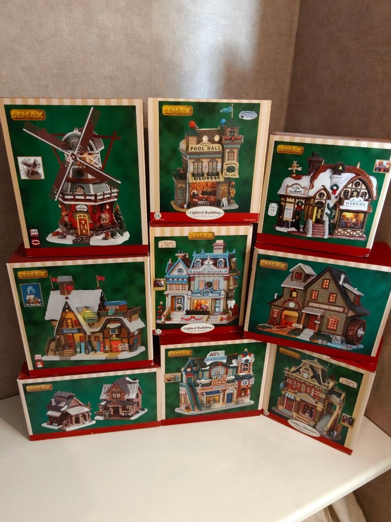 ZEER UITGEBREIDE LEMAX KERSTDORP.  LIEFHEBBERS OPGELET!, Ophalen, Zo goed als nieuw