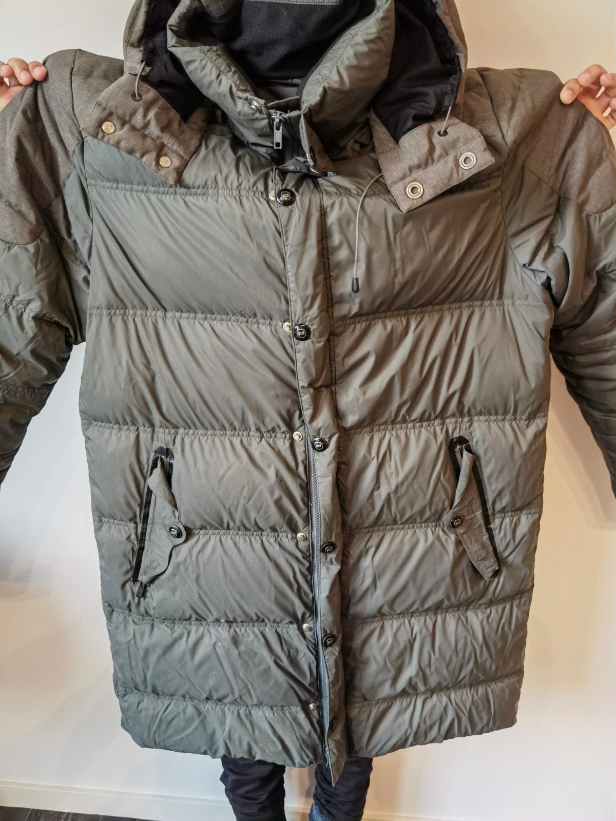 origineel porsche design lang jas by adidas  

Maat : M

Z, Maat 48/50 (M), Zwart, Porsche design x Adidas, Ophalen of Verzenden