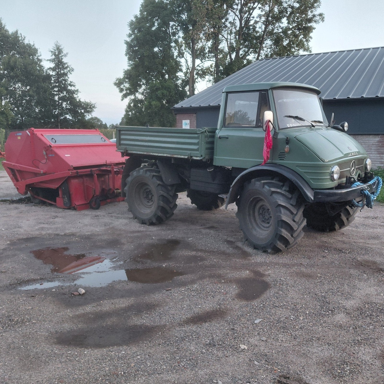 Getrokken veegmachine met hoogkiepbak, Ophalen of Verzenden