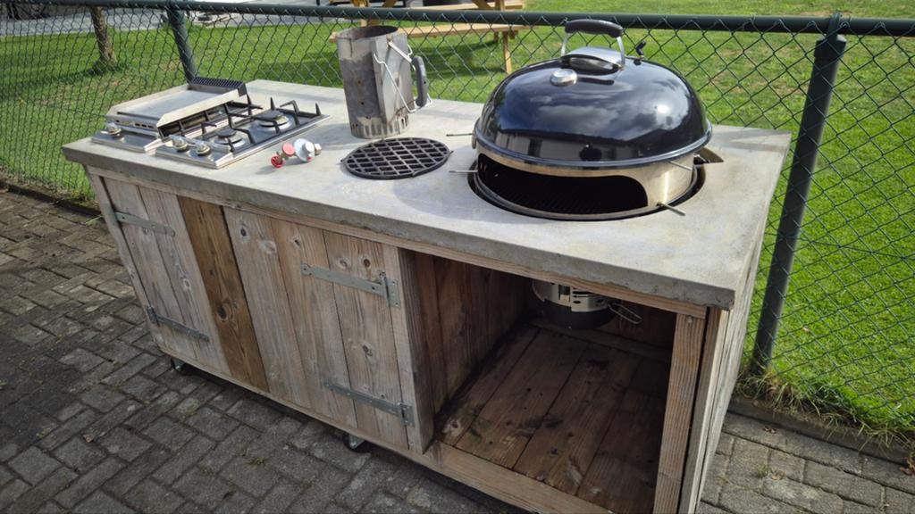 Weber, Buitenkeuken met boretti gasfornuis en pizza tool, Ophalen, Gebruikt, Houtskool, Vrijstaand