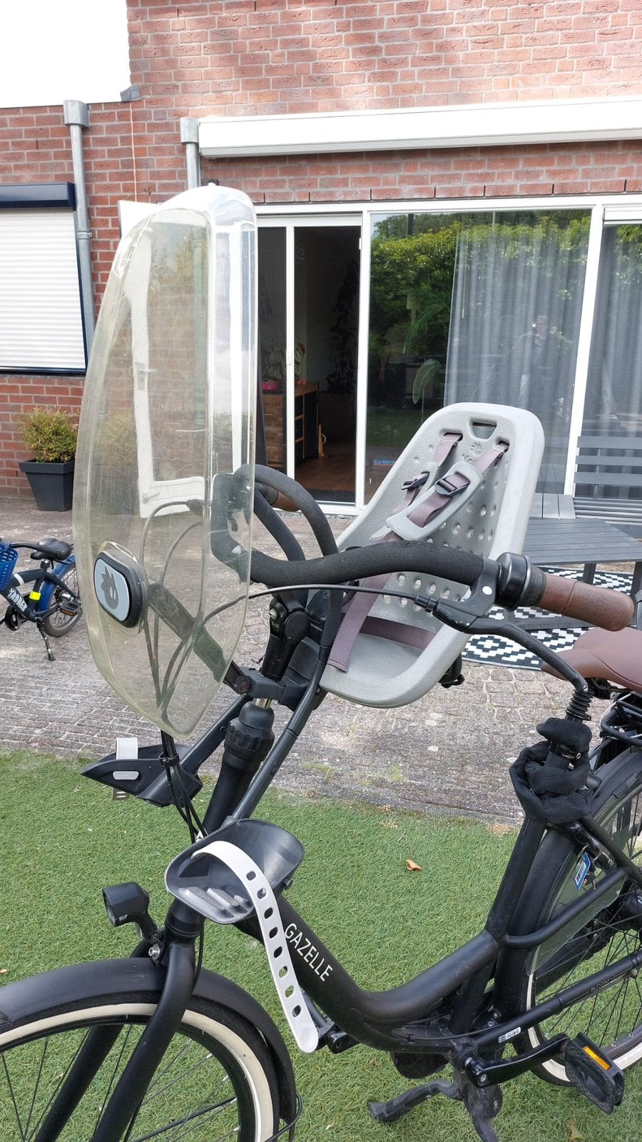Yepp voorzitje met windscherm, Fietsen en Brommers, Fietsaccessoires | Fietsstoeltjes, Ophalen, Gebruikt, 0 t/m 18 kg, Voorzitje