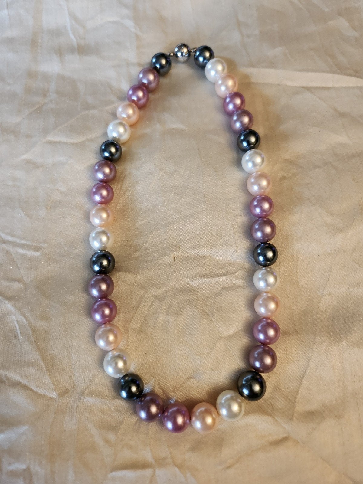 Multicolor Shell Pearl Necklace 13 mm, Ophalen of Verzenden, Nieuw, Zilver, Zilver
