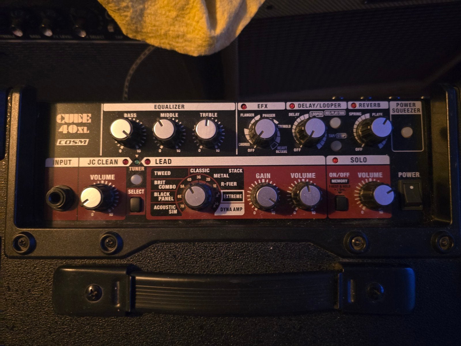 Roland versterkers, 40XL. en RX microcube 4speakers stereo., Muziek en Instrumenten, Ophalen, Gebruikt, Minder dan 50 watt