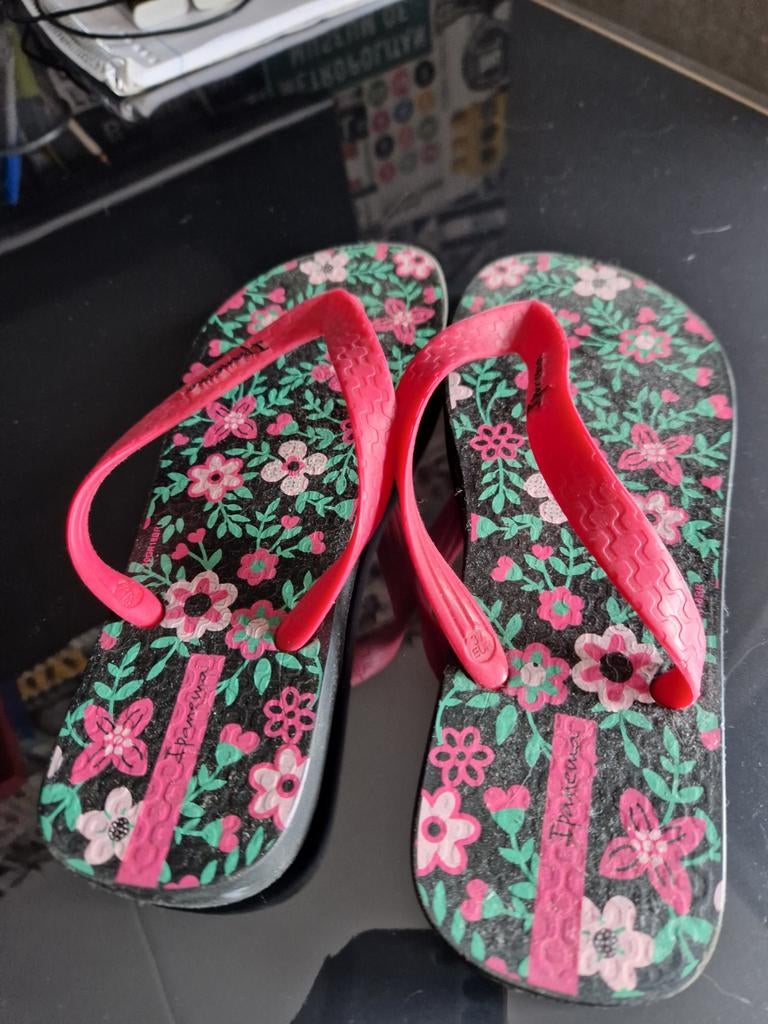 Ipanema slippers maat  37, Meisje, Ophalen of Verzenden, Zo goed als nieuw, Ipanema