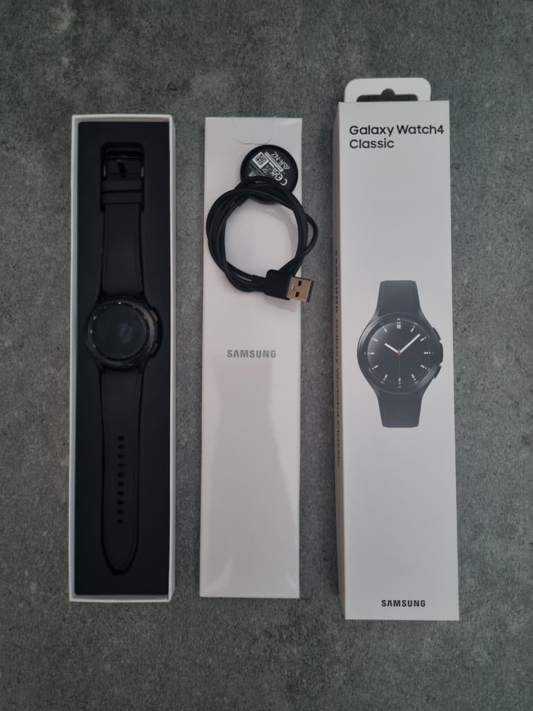Samsung Galaxy watch 4 Classic, Sieraden, Tassen en Uiterlijk, Smartwatches, Ophalen of Verzenden, Zo goed als nieuw, Zwart, Android