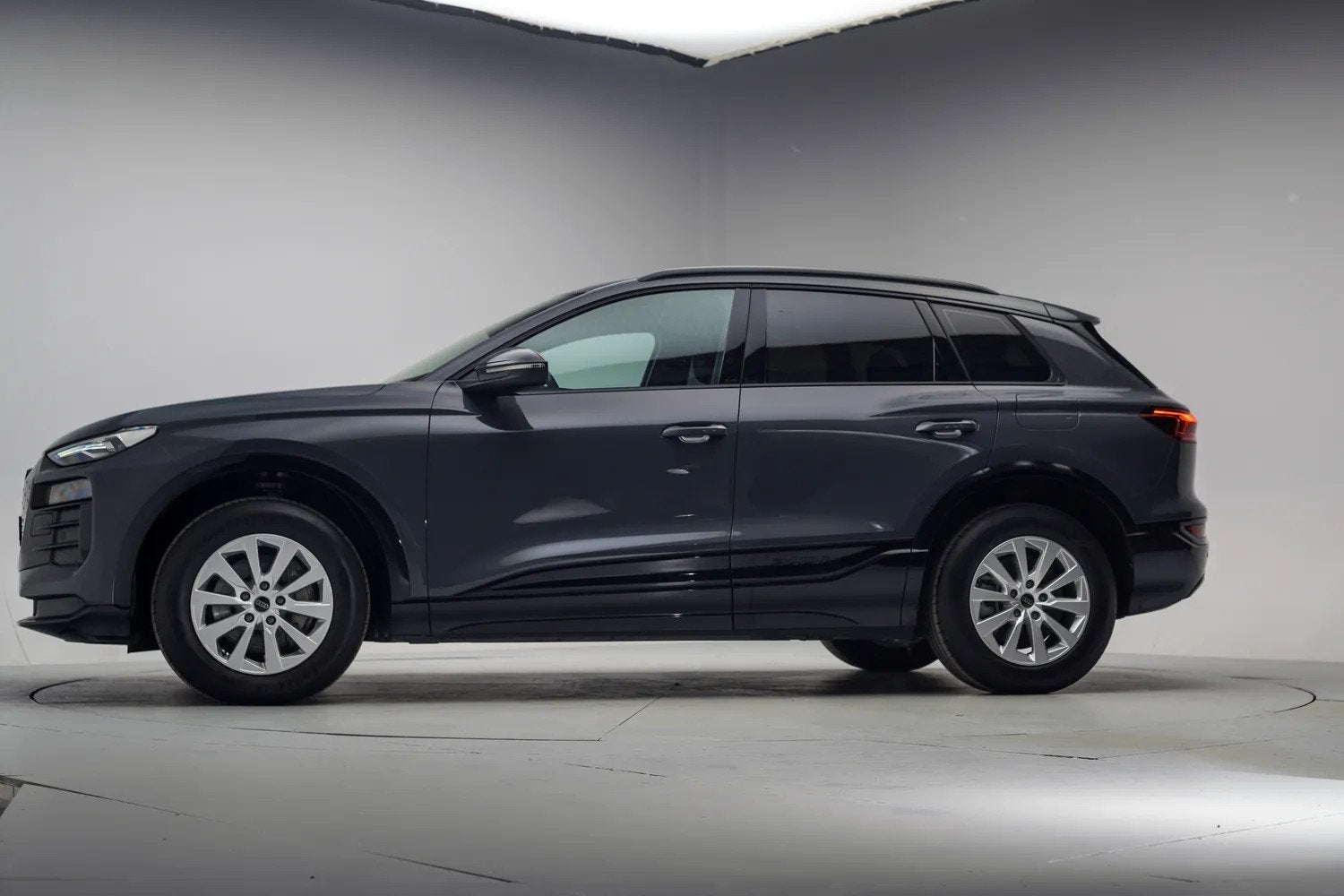 Audi Q6 e-tron Edition 387pk quattro 100 kWh [ LED Virtual N, Automaat, 0 cilinders, Gebruikt, 100 kWh