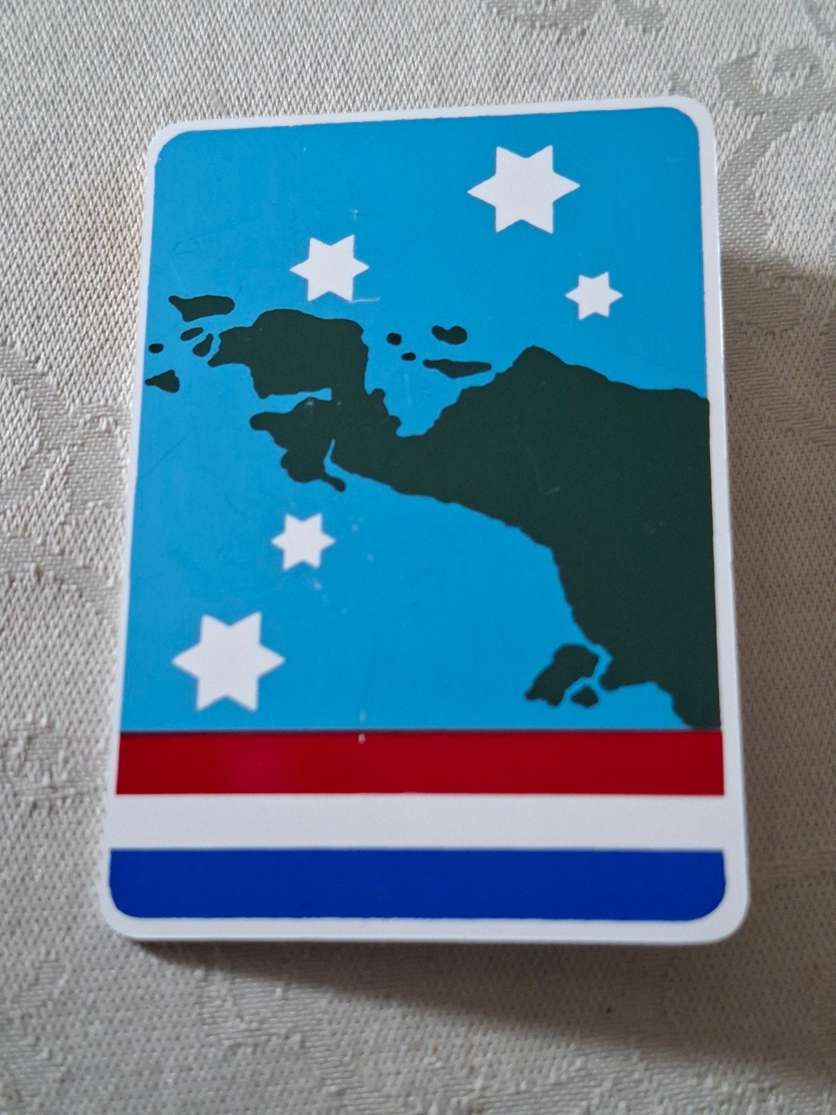 Embleem Nieuw Genuia, Verzenden