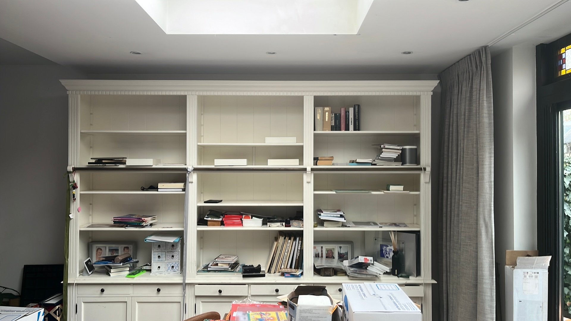 grote witte boekenkast, Ophalen, ., 200 cm of meer, Met lade(s)