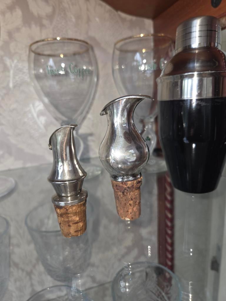 Wijn schenker anti druppel, Antiek en Kunst, Ophalen of Verzenden