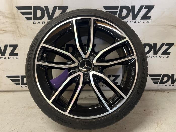 Velg + Band van een Mercedes CLA, Auto-onderdelen, Gebruikt, -, -, Ophalen of Verzenden