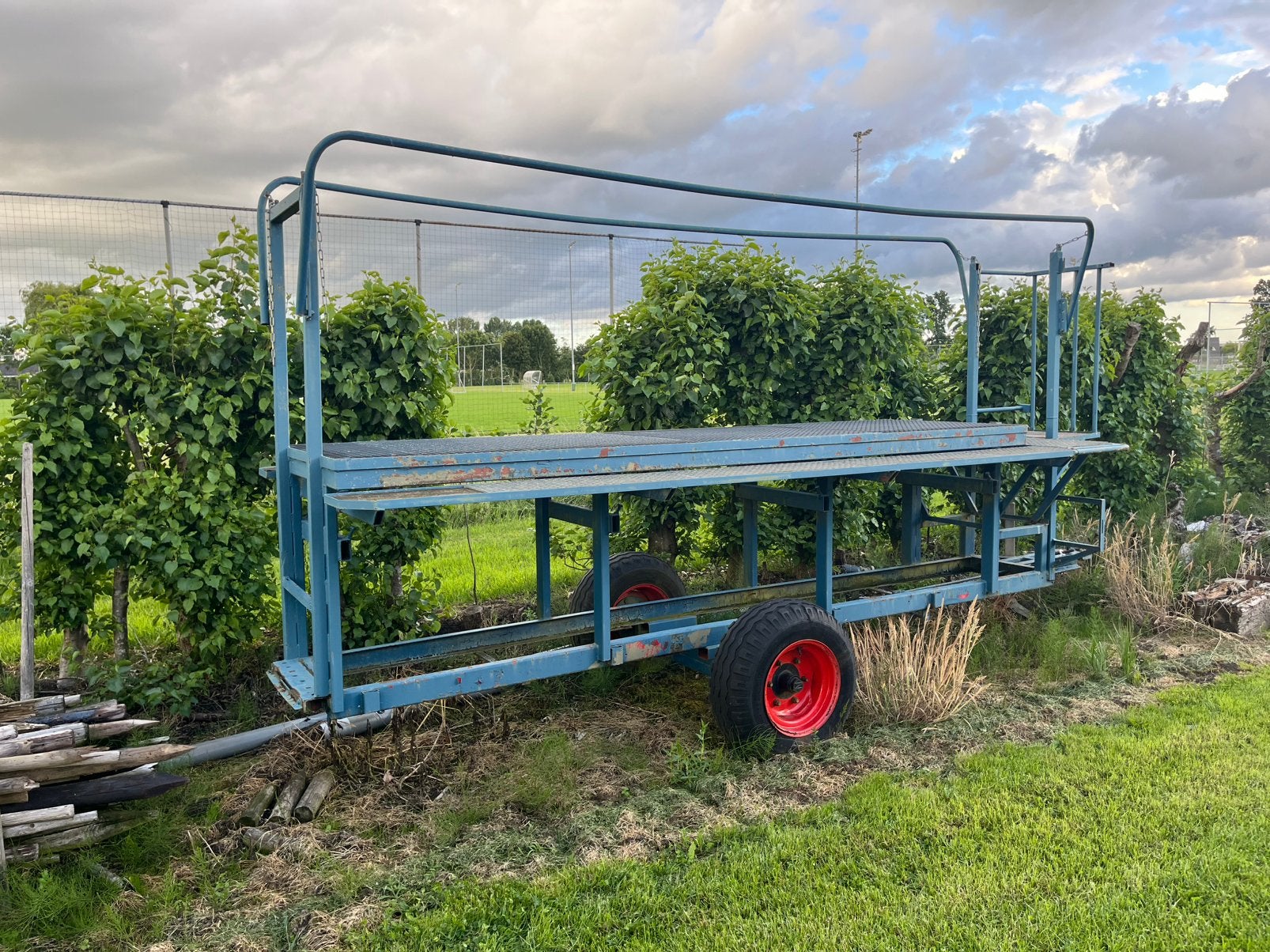Plukwagen fruitteelt, Zakelijke goederen, Agrarisch | Werktuigen, Ophalen, Fruitteelt
