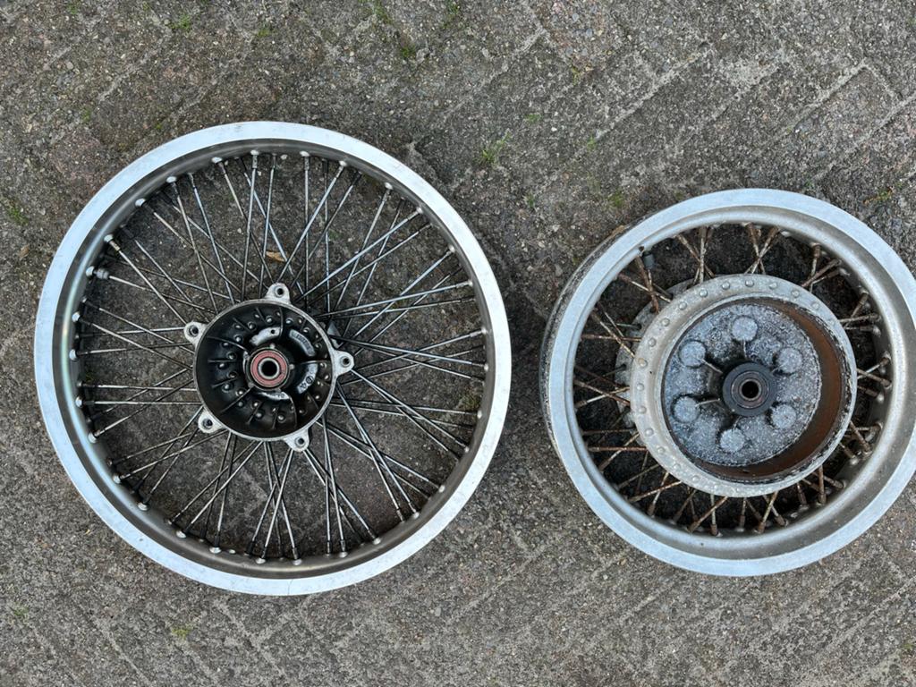 Velgen Suzuki Intruder VS700 - Voor en Achterwiel, Ophalen of Verzenden, Gebruikt
