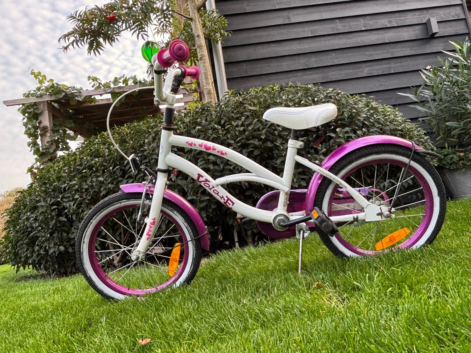 Kinderfiets  wit, paars 16 inch, Ophalen, Gebruikt, 16 tot 20 inch