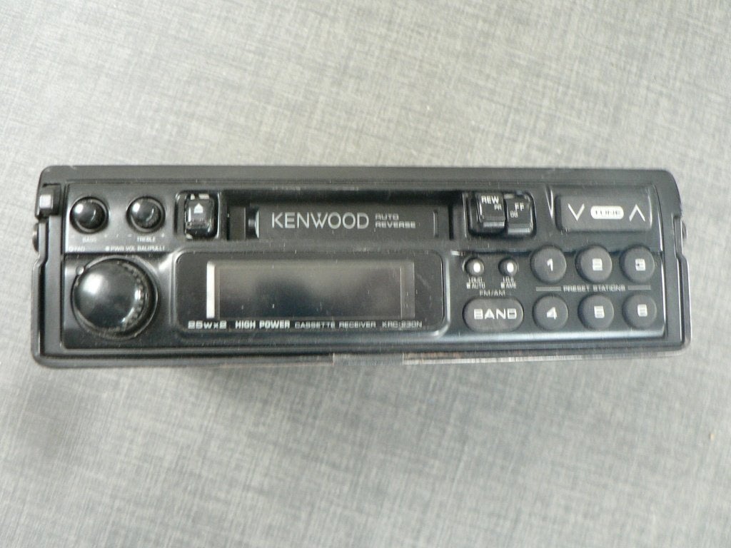 KENWOOD AUTORADIO CASSETTESPELER 12 VOLT KRC-230N, Auto diversen, Autoradio's, Ophalen of Verzenden, Gebruikt