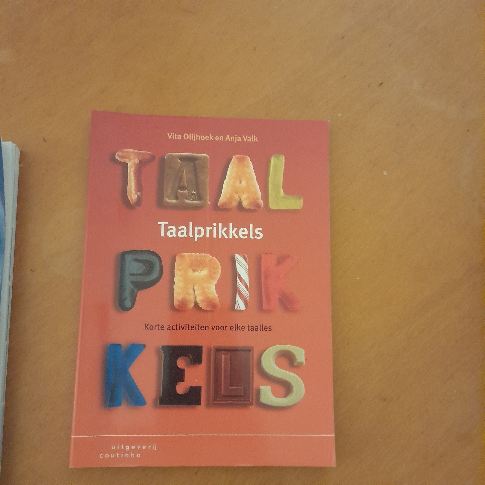 Vita Olijhoek - Taalprikkels, Vita Olijhoek; Anja Valk, Sociale wetenschap, Ophalen of Verzenden, Zo goed als nieuw