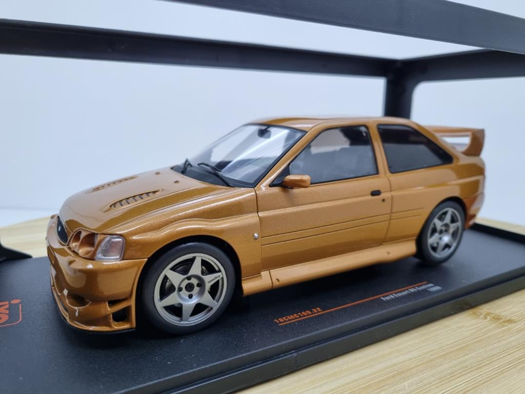 Aanbieding! Ixo Ford Escort RS Cosworth WRC 1:18 Brons, Hobby en Vrije tijd, Modelauto's | 1:18, Overige merken, Auto, Nieuw, Ophalen of Verzenden