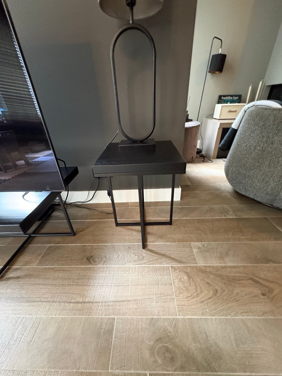 Stijlvolle Zwarte Bijzettafel - Metaal & Hout, Minder dan 55 cm, Vierkant, Zo goed als nieuw, Hout