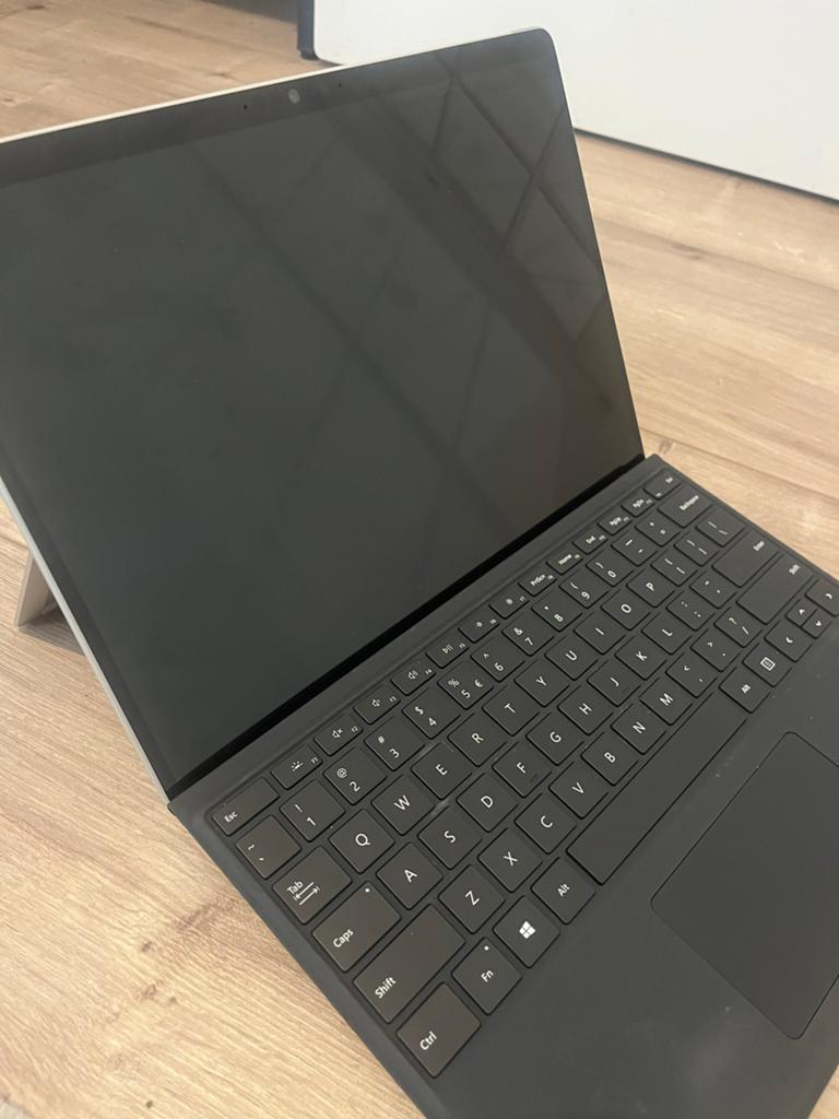 Microsoft Surface Pro 7 - i5/8GB/128GB met Type Cover, 12 inch, Ophalen of Verzenden, Zo goed als nieuw, 128 GB