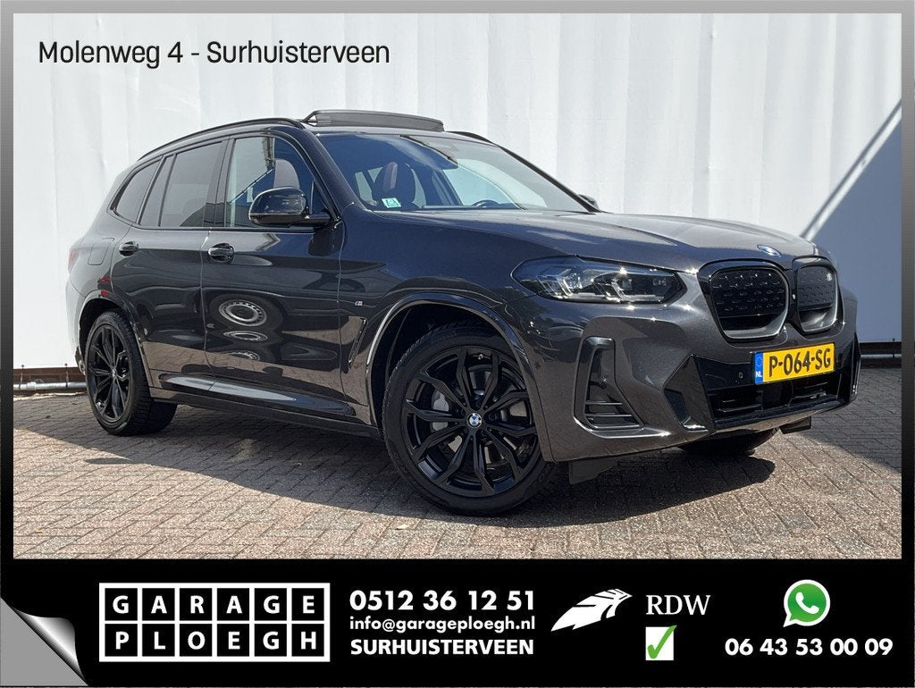 BMW iX3 High Executive 80 kWh M-sport Pano HUD HK Sound Leer, Auto's, Automaat, Achterwielaandrijving, Gebruikt, 750 kg