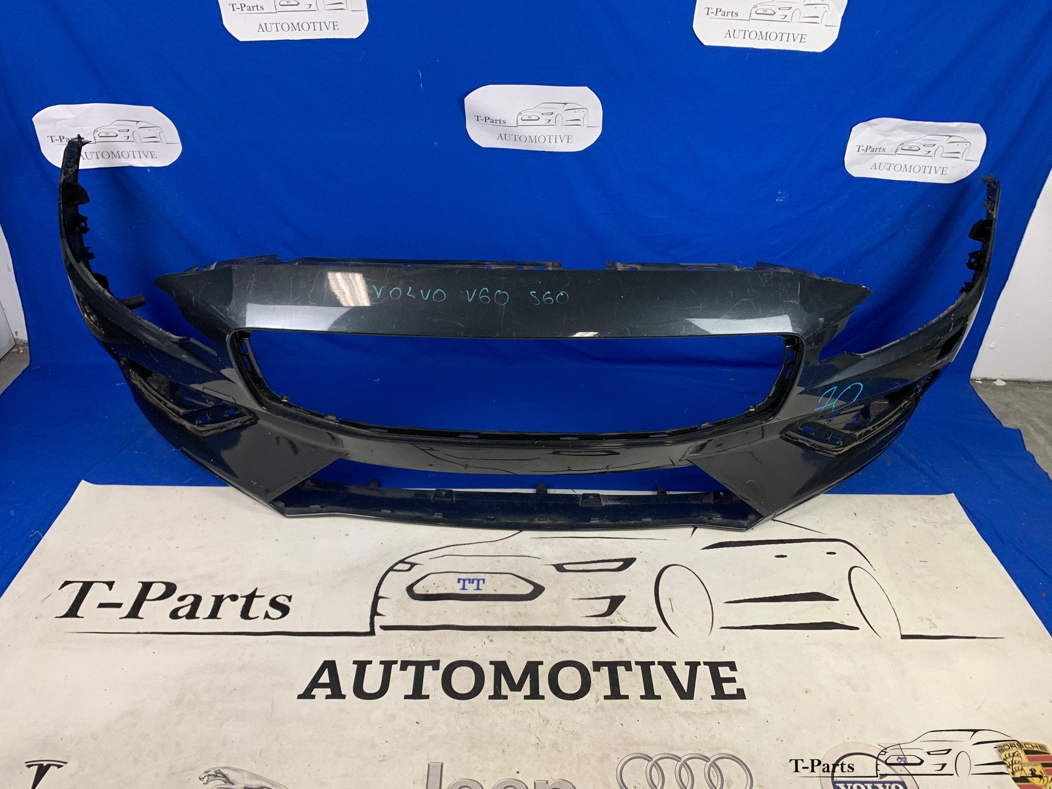 Volvo s60 V60 voorbumper origineel bumper 2018+, Auto-onderdelen, Info@fabrikant.eu, Ophalen of Verzenden, Volvo, Bumper
