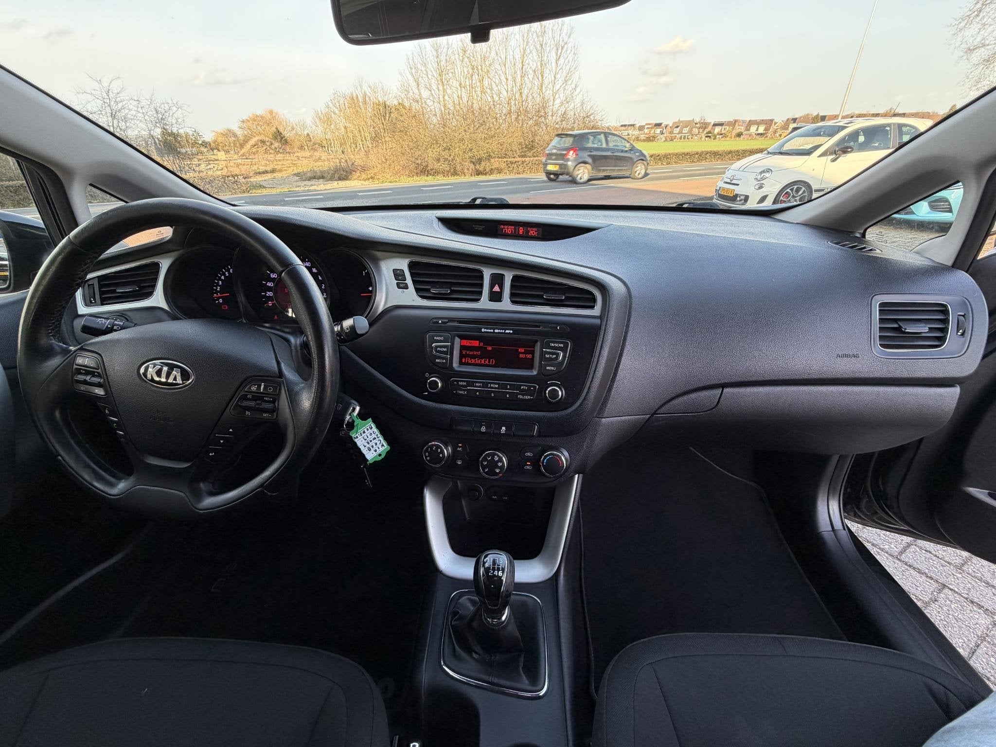 Kia pro_cee'd 1.4 CVVT BLUETOOTH | AIRCO | CRUISE | BOVAG !, Auto's, Stof, Gebruikt, 4 cilinders, Zwart