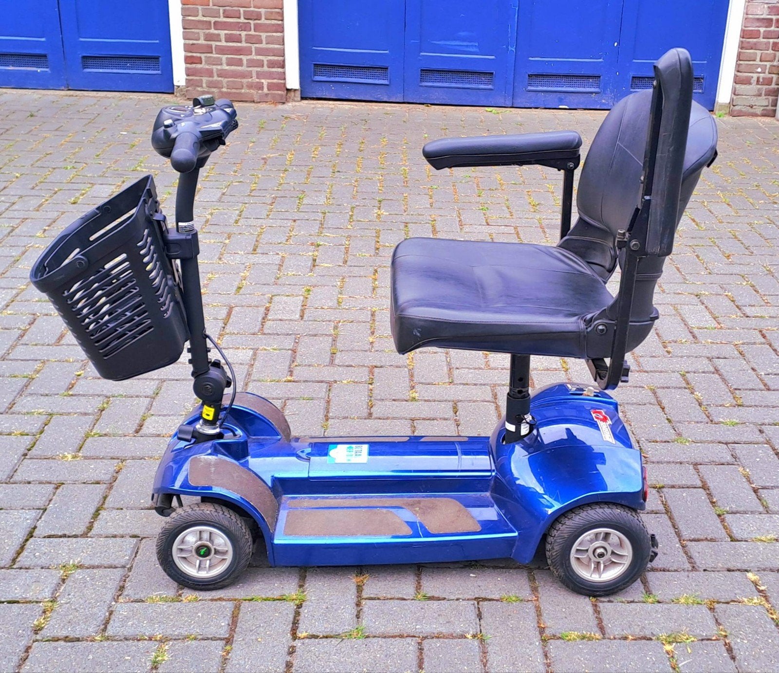 LEUKE KLEIN HANDIGE SCOOTMOBIEL OPVOUWBAAR 3 DELEN, Diversen, Ophalen, Zo goed als nieuw