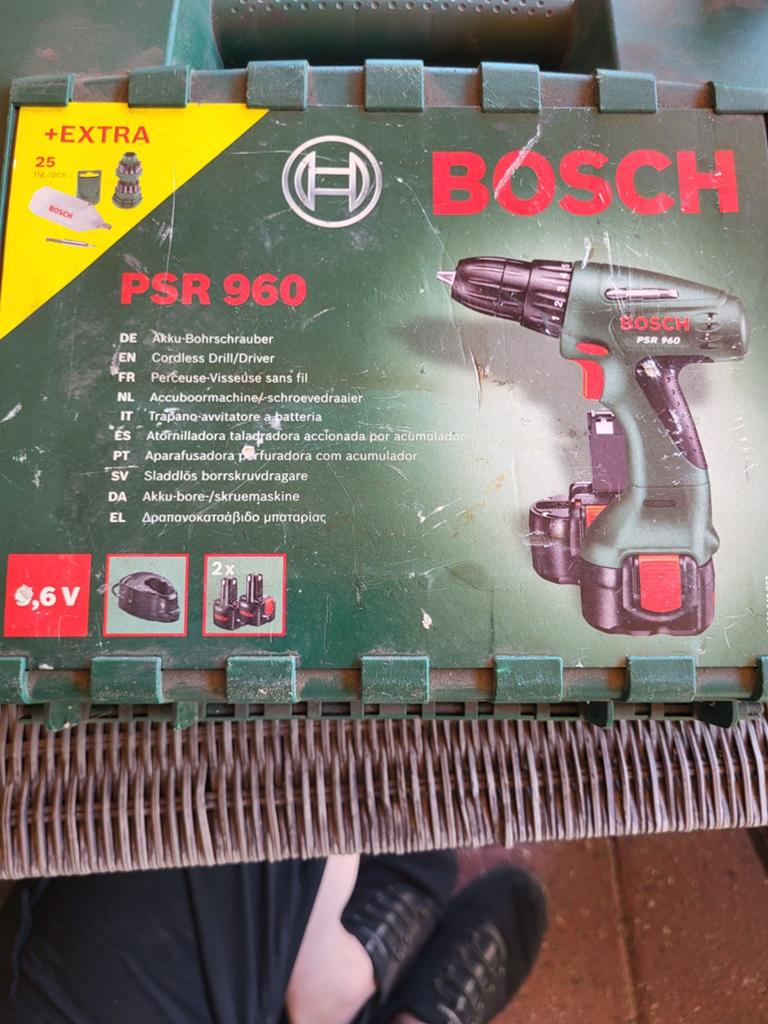 Bosch accu boormachine  ,accu defect., Ophalen of Verzenden, Gebruikt, Boormachine