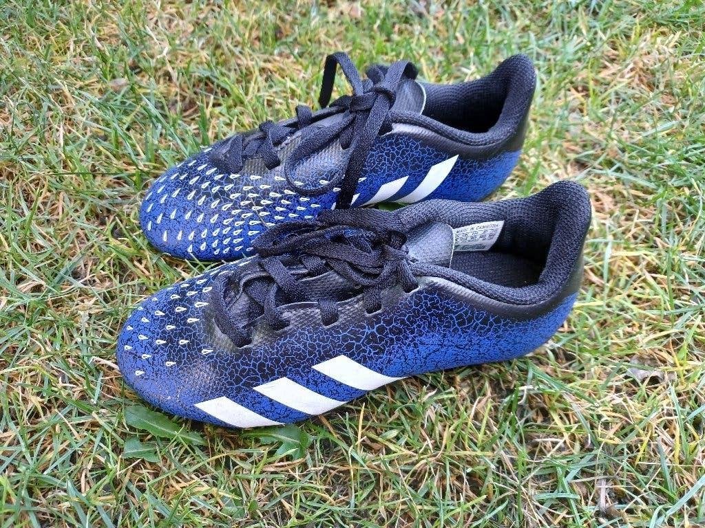 Adidas Predator maat 30, Maat XS of kleiner, Schoenen, Ophalen of Verzenden, Zo goed als nieuw
