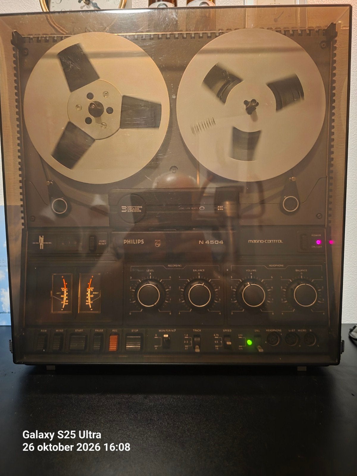 Philips N4504 Bandrecorder met stofkap en spoelen, Ophalen, Bandrecorder, Met stofkap