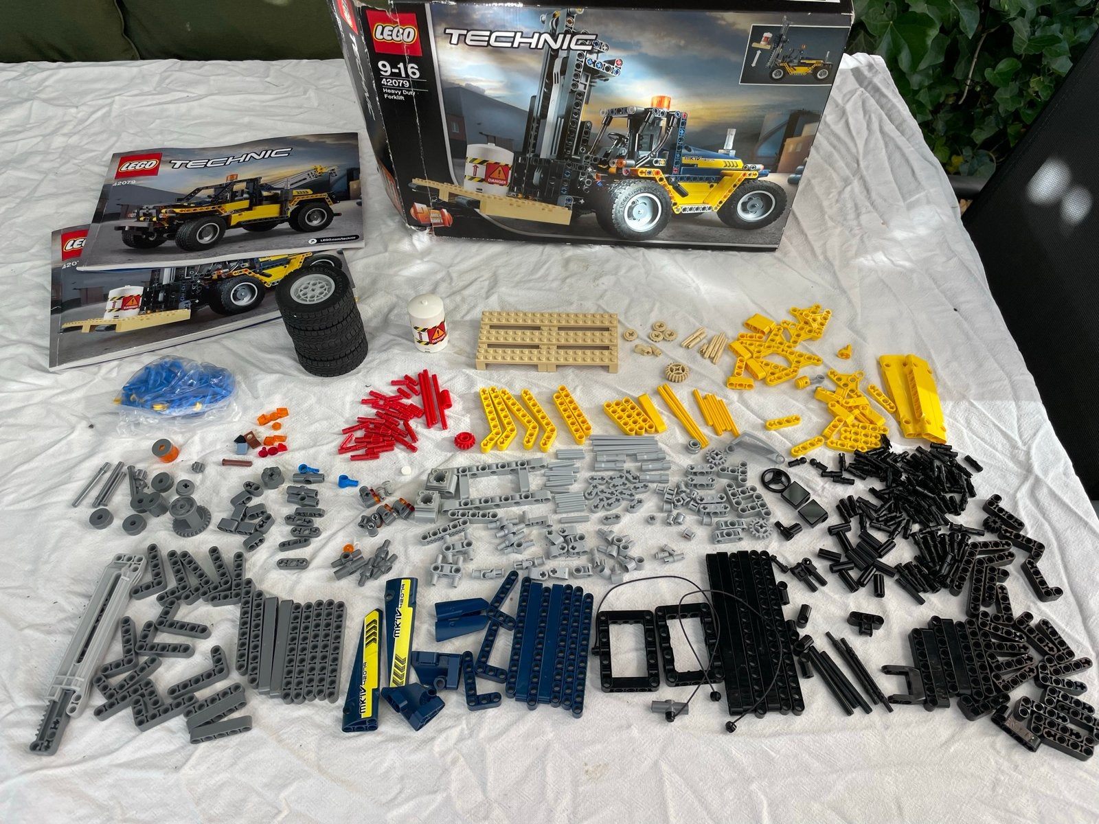 LEGO Technic 42079 Vorkheftruck & sleepwagen COMPLEET, Compleet, Lego, Ophalen of Verzenden, Zo goed als nieuw