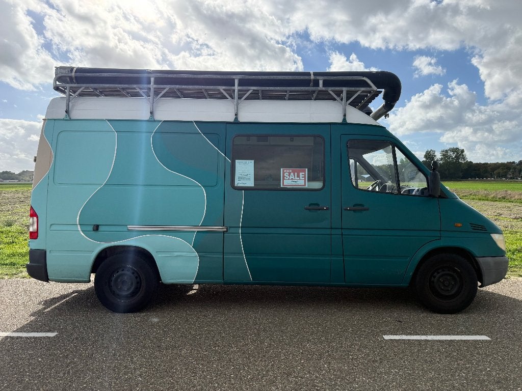 Unieke Mercedes Sprinter L2H2 Camper