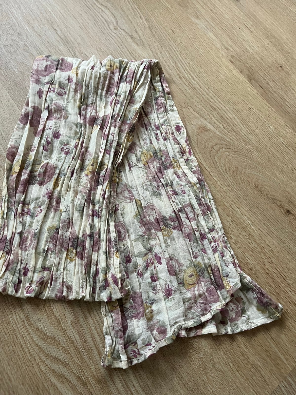 Brocante rozen sjaal - Vintage bloemenprint, Ophalen of Verzenden, Zo goed als nieuw