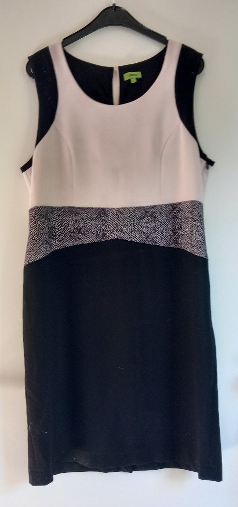 Zw./Roze K-Design color-block kokerjurk - L–ZGAN, K-design, Maat 42/44 (L), Zo goed als nieuw, Knielengte