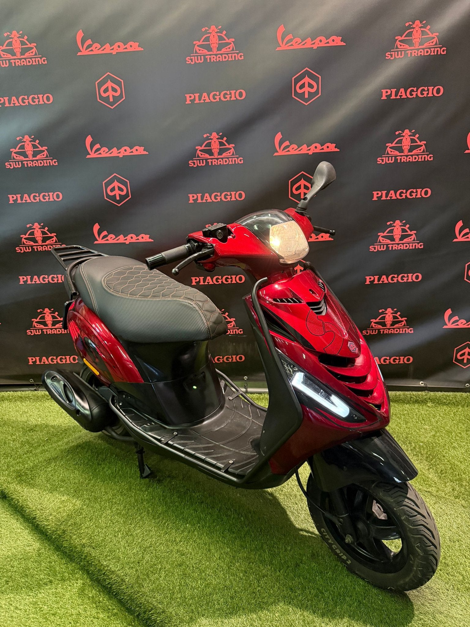 Piaggio Zip 2013 Brom! SP Candy Red / Led Verlichting, Maximaal 45 km/u, Zip, Ophalen of Verzenden