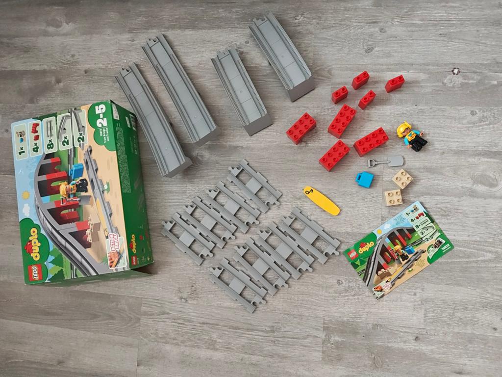 LEGO Duplo Treinset met bruggen en rails (set 10872), Overige thema's, Ophalen of Verzenden, Zo goed als nieuw, Duplo