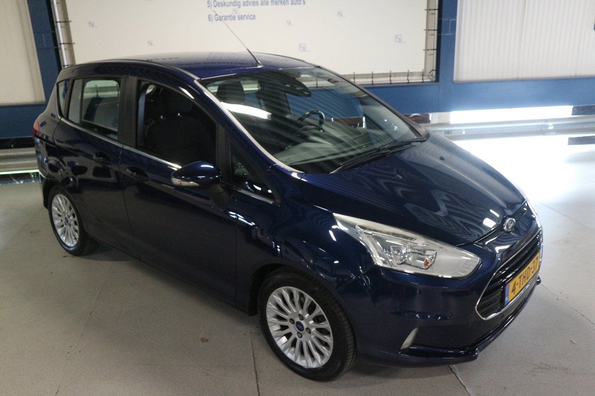 Ford B-Max 1.0 EcoBoost Titanium / Ketting vv, Voorwielaandrijving, 101 pk, Gebruikt, 750 kg