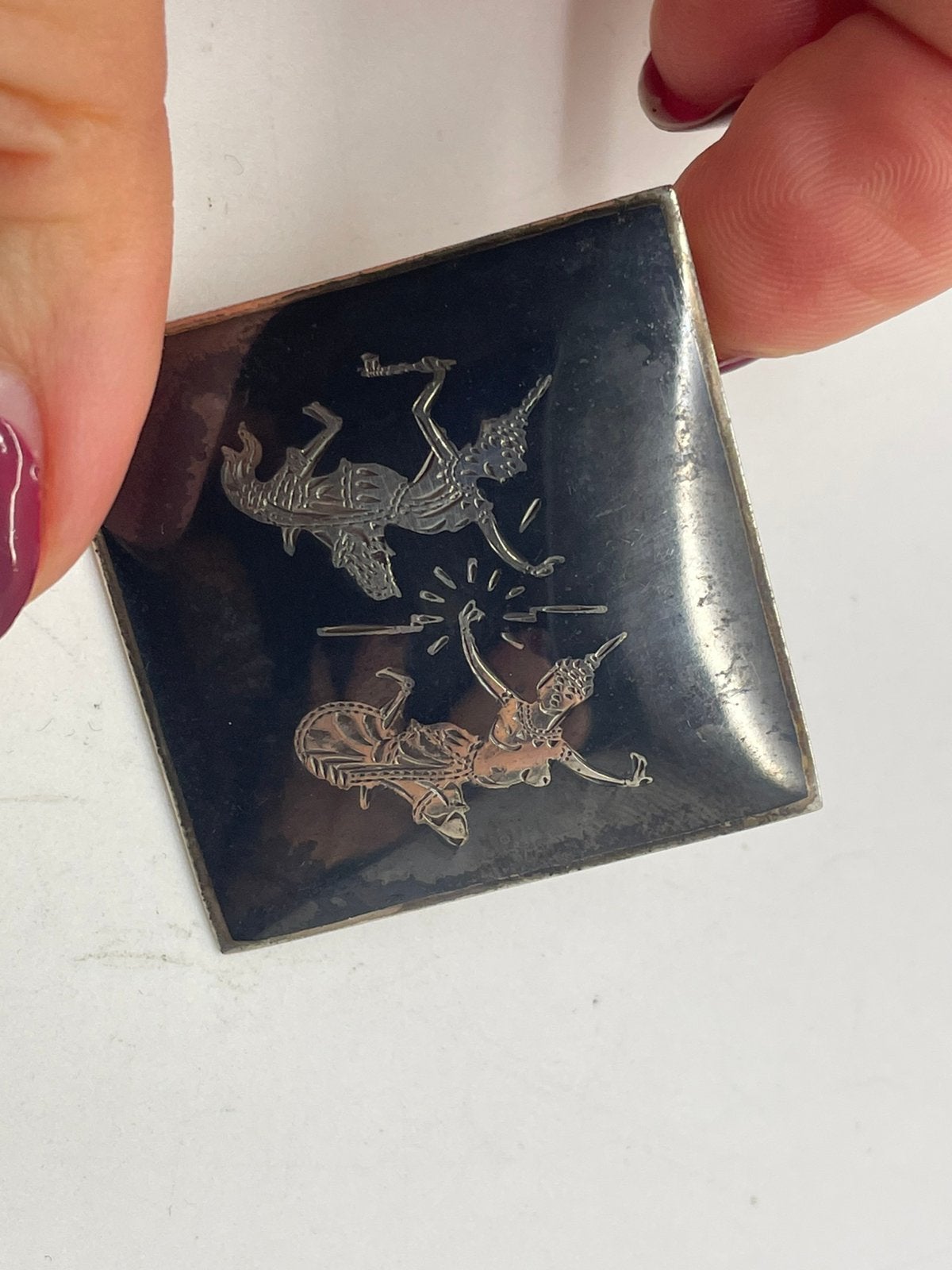G148 Prachtige zilveren broche Siam Sterling, 4 tot 7 cm, Ophalen of Verzenden, X, Zilver