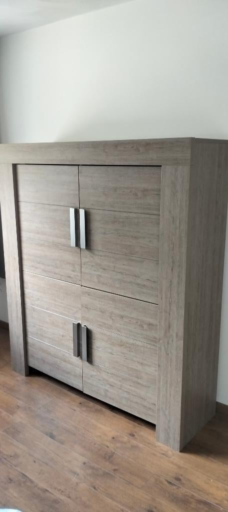 Wooden closet / cabinet, Ophalen, 50 tot 100 cm, Zo goed als nieuw, Minder dan 100 cm