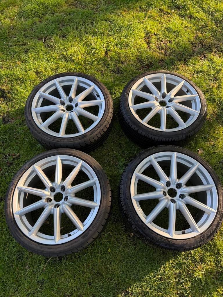Alfa romeo ti wielen 159/brera giulietta 19 inch, Banden en Velgen, 235 mm, Personenwagen, Gereviseerd