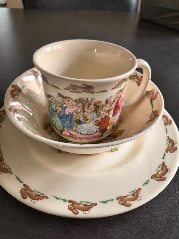 Originele Royal Doulton Bunnykins 3-delige kinderservies set, Ophalen of Verzenden, Zo goed als nieuw, Overige stijlen, Porselein
