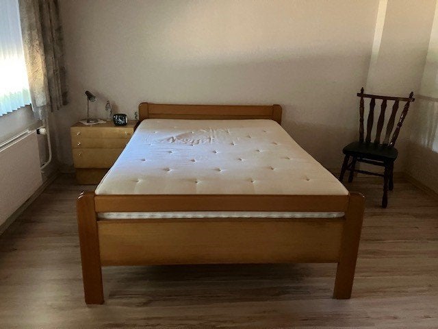 bed 160x200 incl matras en ladenkastje, Huis en Inrichting, Slaapkamer | Bedden, Ophalen, Gebruikt, Wit, Tweepersoons