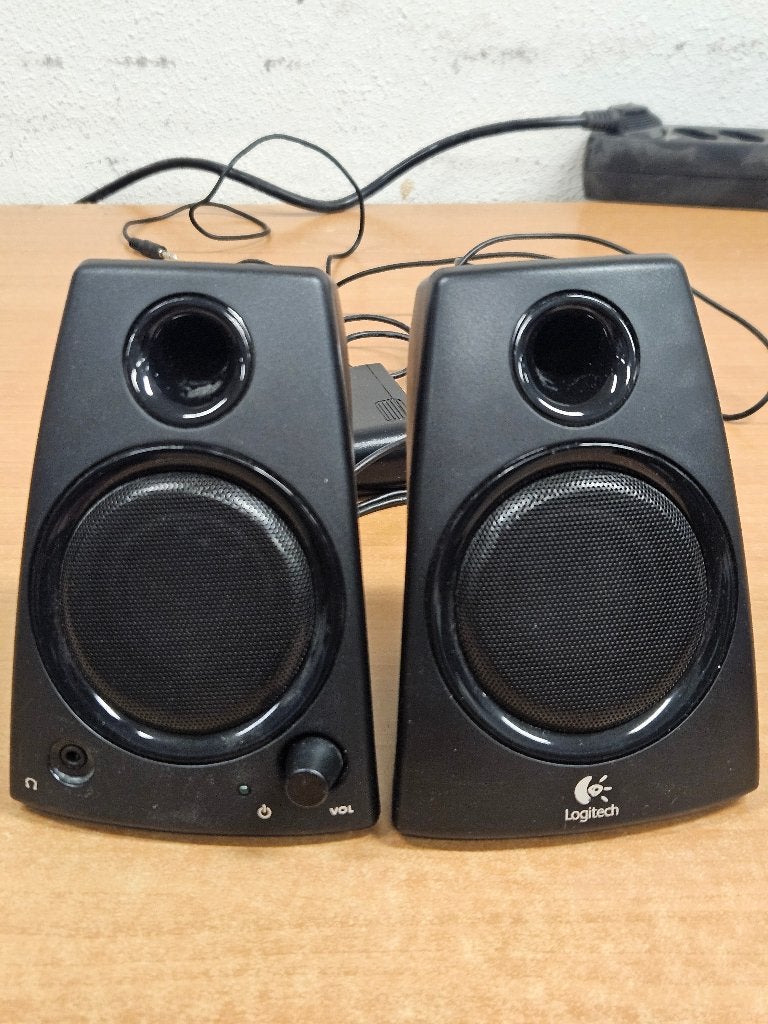 Logitech Z130 2.0 Speakerset, Ophalen of Verzenden, Zo goed als nieuw, Audiokanaal 2, Logitech