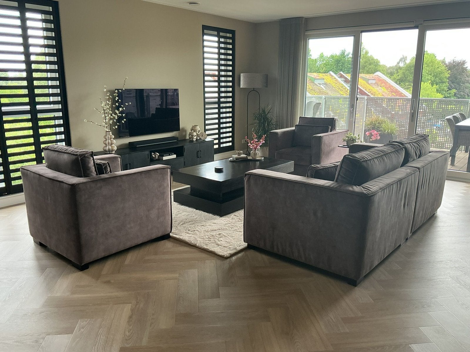 ZGAN 3-zits bank met 2 bijpassende stoelen Eric Kuster style, Driepersoons, 75 tot 100 cm, Zo goed als nieuw, Rechte bank