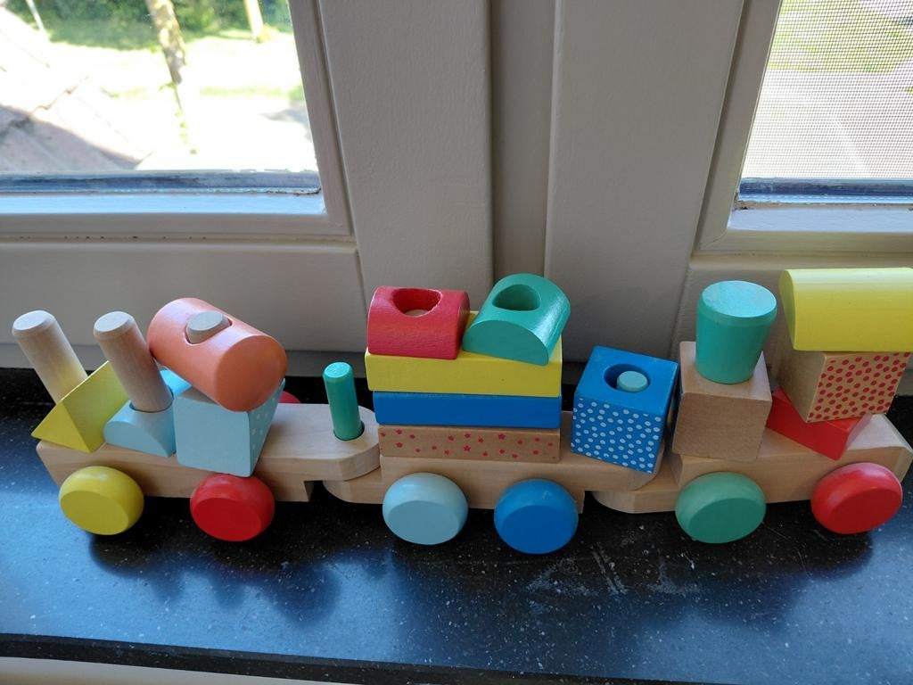 Hema houten trein met blokken - zo goed als nieuw, Ophalen, Zo goed als nieuw